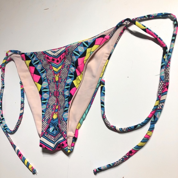 Mara Hoffman Bikini Bottom With Cobras - Picture 3 of 6